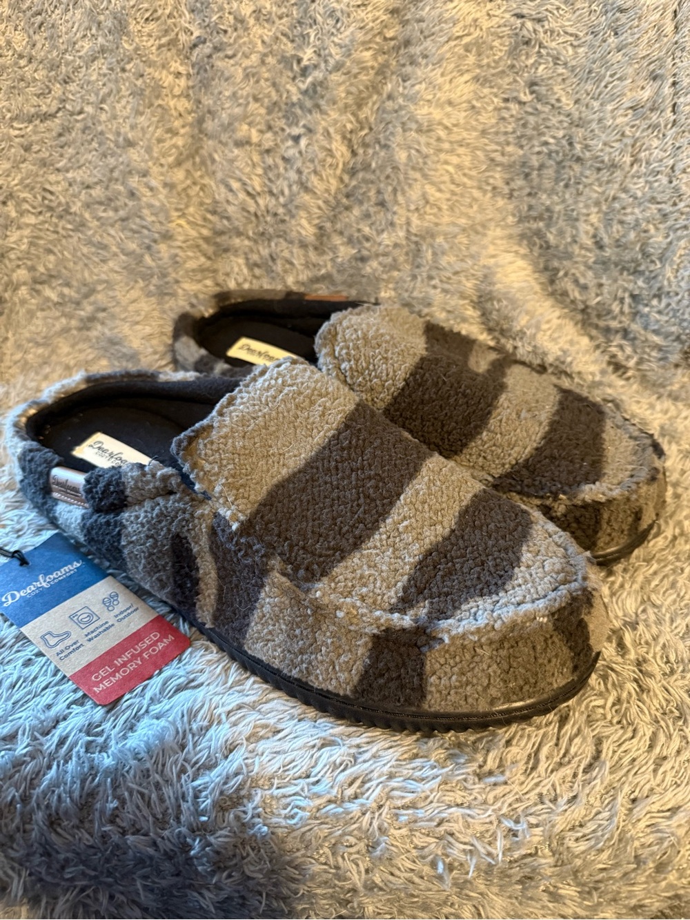 Dearfoams Men’s Gray Striped Sherpa Slip-On Loafers 9-10 New